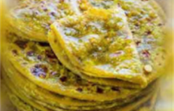 Puran Poli stuffed with Carrot Halwa Recipe (Apr 2021)